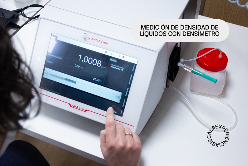 #EXPERIENCIASISCAL: Medición de Densidad de Líquidos con Densímetro #EXPERIENCIASISCAL: Medición de Densidad de Líquidos con Densímetro